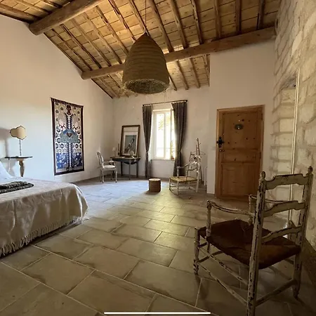 Une Maison Dans Un Mas Holiday home